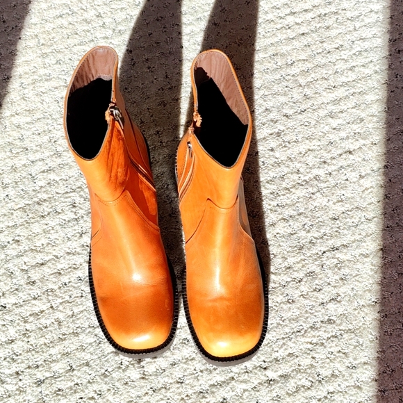 Steve Madden NWOT genuine leather boots - Picture 1 of 9